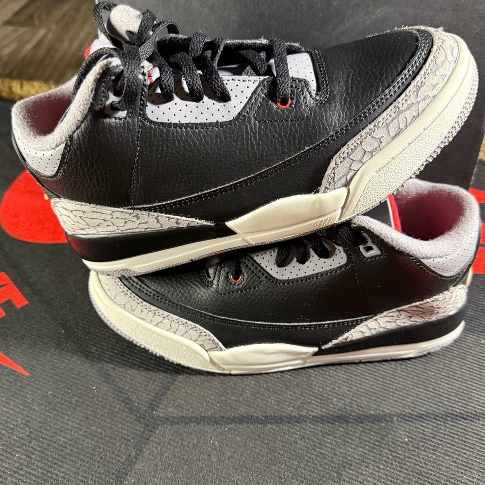 Jordan 3 “Black Cement” (2025) size 3Y